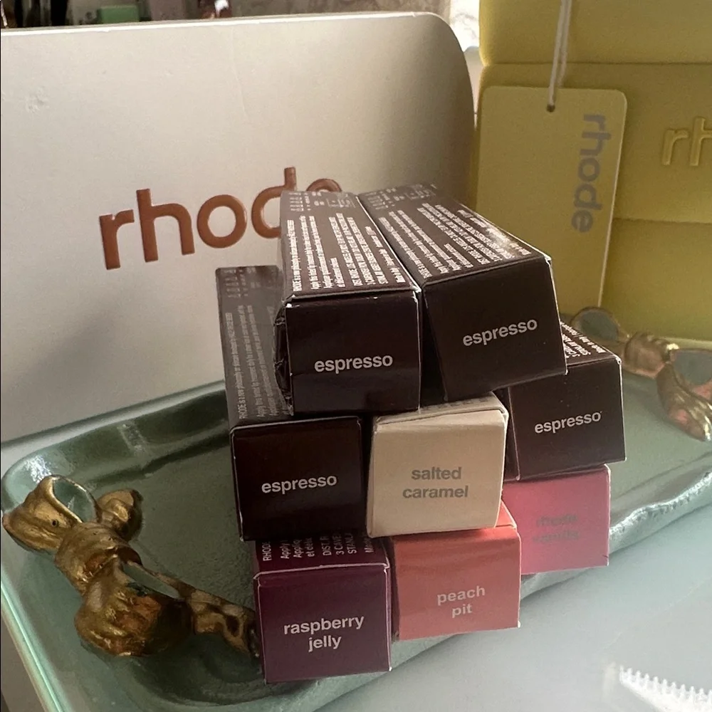 RHODE PEPTIDE LIP TINT- Your choice of 1 - Picture 2 of 3